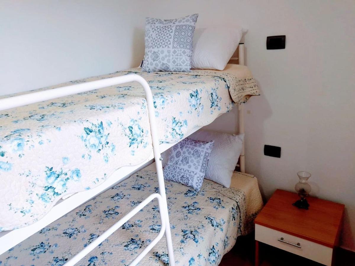 Residenza Rosa Maria Apartment โอโรเซย ภายนอก รูปภาพ
