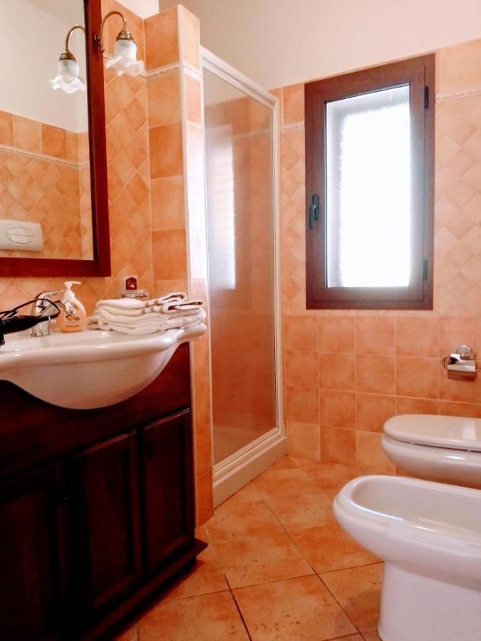 Residenza Rosa Maria Apartment โอโรเซย ภายนอก รูปภาพ